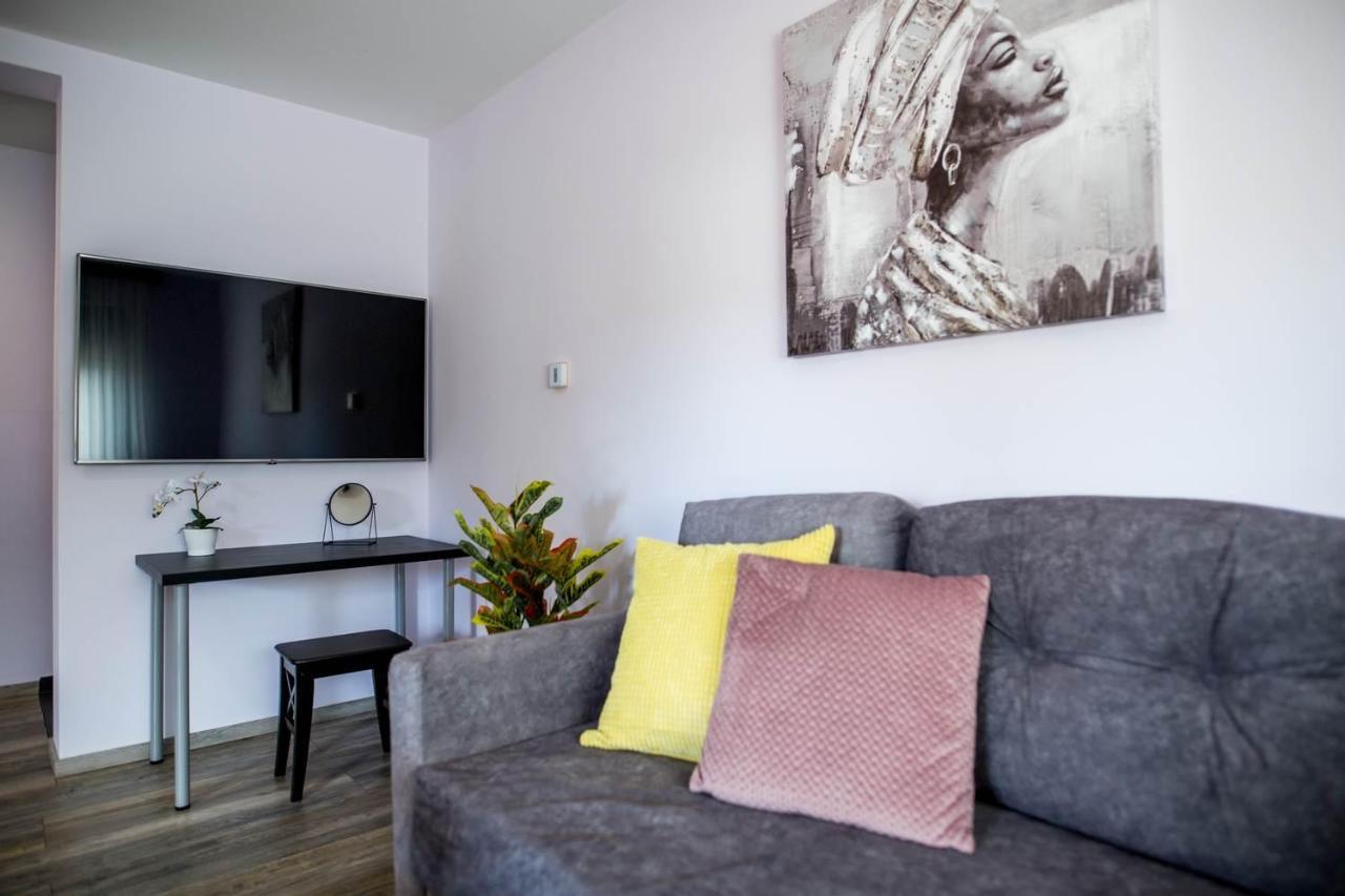 Apartments Dora Sveti Martin Na Muri Bagian luar foto