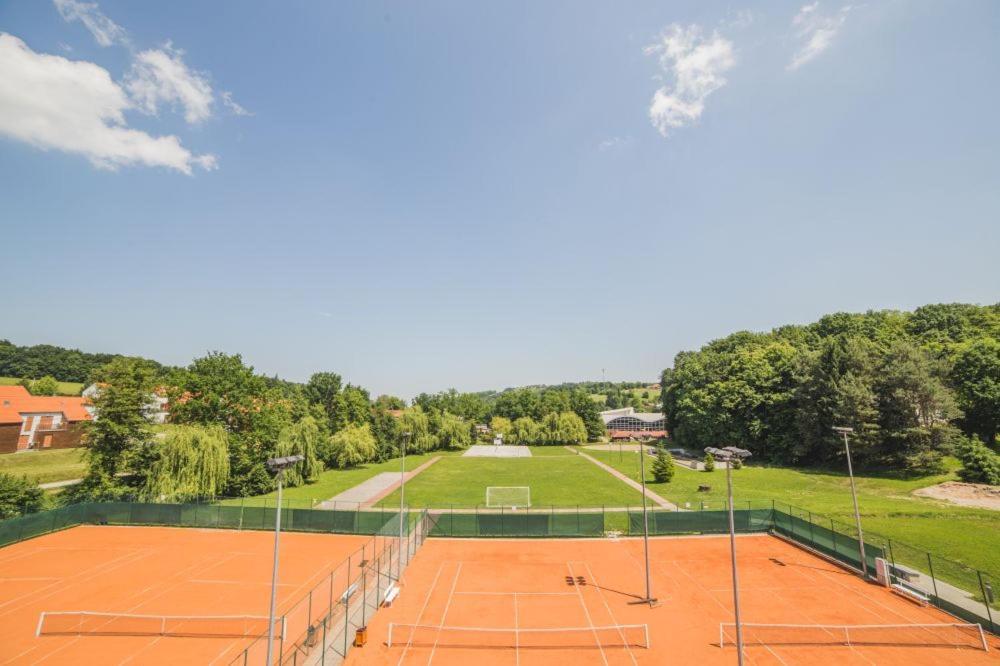 Apartments Dora Sveti Martin Na Muri Bagian luar foto